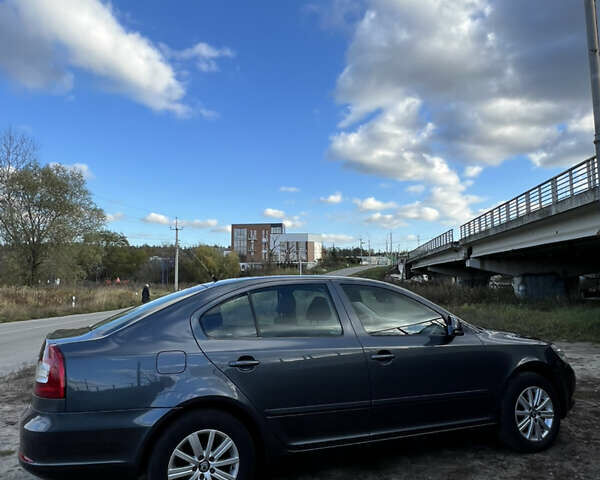 Серый Шкода Октавия, объемом двигателя 1.6 л и пробегом 227 тыс. км за 7950 $, фото 4 на Automoto.ua