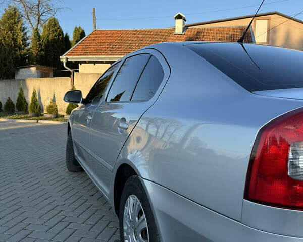 Серый Шкода Октавия, объемом двигателя 1.8 л и пробегом 260 тыс. км за 8999 $, фото 4 на Automoto.ua