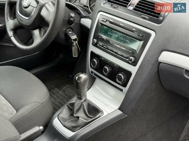 Шкода Октавия 2009 в Хусте на Automoto.ua Серый Шкода Октавия, объемом двигателя 1.4 л и пробегом 200 тыс. км за 6199 $, фото 54 на Automoto.ua