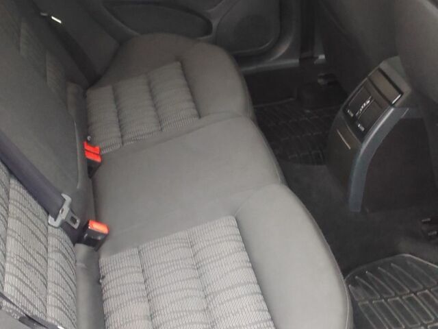 Серый Шкода Октавия, объемом двигателя 1.4 л и пробегом 154 тыс. км за 7800 $, фото 4 на Automoto.ua