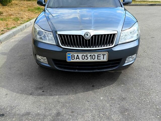 Шкода Октавия 2009 в Кропивницком (Кировограде) на Automoto.ua Серый Шкода Октавия, объемом двигателя 1.4 л и пробегом 219 тыс. км за 6400 $, фото 1 на Automoto.ua