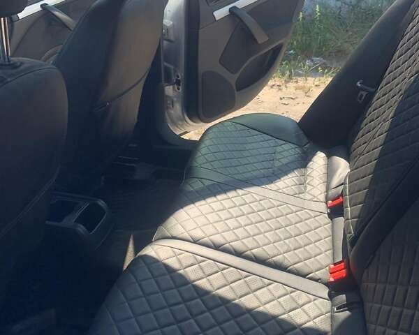 Серый Шкода Октавия, объемом двигателя 1.6 л и пробегом 235 тыс. км за 7700 $, фото 18 на Automoto.ua