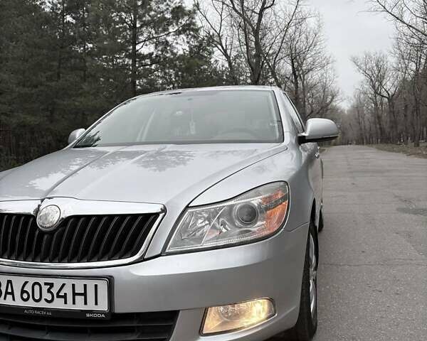 Сірий Шкода Октавія, об'ємом двигуна 1.6 л та пробігом 230 тис. км за 7783 $, фото 12 на Automoto.ua