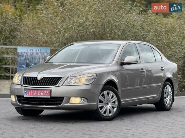 Шкода Октавия 2009 в Хусте на Automoto.ua Серый Шкода Октавия, объемом двигателя 1.4 л и пробегом 200 тыс. км за 6199 $, фото 2 на Automoto.ua