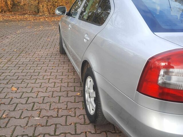 Сірий Шкода Октавія, об'ємом двигуна 1.4 л та пробігом 257 тис. км за 6500 $, фото 2 на Automoto.ua