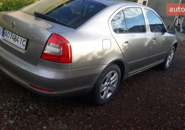 Серый Шкода Октавия, объемом двигателя 1.4 л и пробегом 224 тыс. км за 6400 $, фото 4 на Automoto.ua