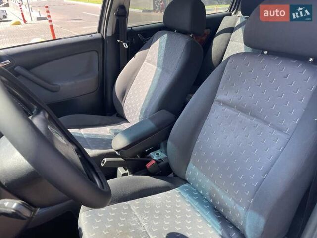 Серый Шкода Октавия, объемом двигателя 1.9 л и пробегом 219 тыс. км за 3500 $, фото 9 на Automoto.ua