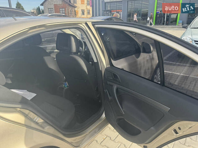 Шкода Октавія 2009 у Вінниці на Automoto.ua Сірий Шкода Октавія, об'ємом двигуна 1.6 л та пробігом 158 тис. км за 6400 $, фото 6 на Automoto.ua