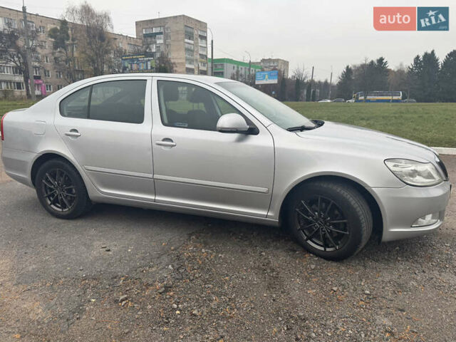 Серый Шкода Октавия, объемом двигателя 1.4 л и пробегом 2 тыс. км за 7500 $, фото 6 на Automoto.ua