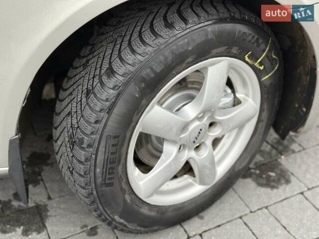 Сірий Шкода Октавія, об'ємом двигуна 1.4 л та пробігом 200 тис. км за 7300 $, фото 17 на Automoto.ua