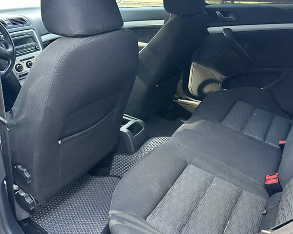 Серый Шкода Октавия, объемом двигателя 1.4 л и пробегом 205 тыс. км за 6800 $, фото 21 на Automoto.ua