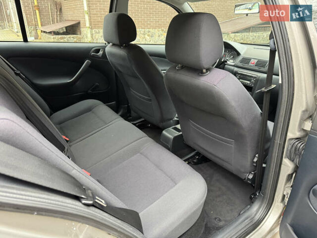 Сірий Шкода Октавія, об'ємом двигуна 1.6 л та пробігом 191 тис. км за 5950 $, фото 33 на Automoto.ua