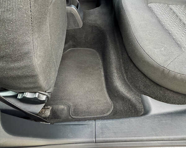 Серый Шкода Октавия, объемом двигателя 1.9 л и пробегом 237 тыс. км за 7499 $, фото 40 на Automoto.ua