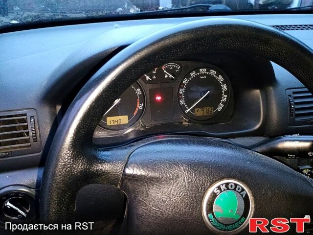 Серый Шкода Октавия, объемом двигателя 1.6 л и пробегом 270 тыс. км за 4700 $, фото 3 на Automoto.ua