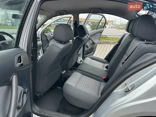 Серый Шкода Октавия, объемом двигателя 1.6 л и пробегом 190 тыс. км за 5999 $, фото 34 на Automoto.ua