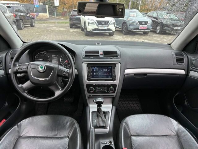 Шкода Октавия 2009 в Кривом Роге на Automoto.ua Серый Шкода Октавия, объемом двигателя 2 л и пробегом 300 тыс. км за 8400 $, фото 9 на Automoto.ua