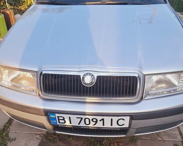 Серый Шкода Октавия, объемом двигателя 1.39 л и пробегом 177 тыс. км за 6700 $, фото 2 на Automoto.ua