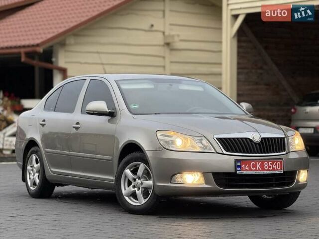 Сірий Шкода Октавія, об'ємом двигуна 1.4 л та пробігом 200 тис. км за 7300 $, фото 12 на Automoto.ua