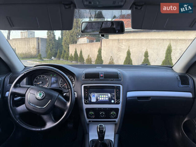 Серый Шкода Октавия, объемом двигателя 1.8 л и пробегом 260 тыс. км за 8999 $, фото 41 на Automoto.ua