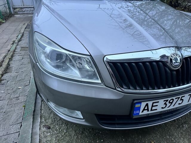 Сірий Шкода Октавія, об'ємом двигуна 1.6 л та пробігом 162 тис. км за 7000 $, фото 3 на Automoto.ua