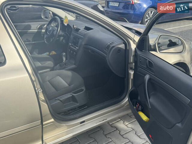 Шкода Октавія 2009 у Вінниці на Automoto.ua Сірий Шкода Октавія, об'ємом двигуна 1.6 л та пробігом 158 тис. км за 6400 $, фото 7 на Automoto.ua