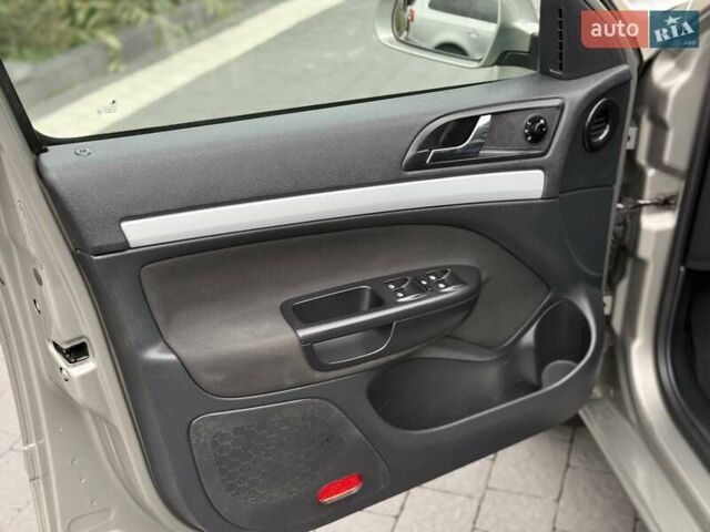 Шкода Октавия 2009 в Хусте на Automoto.ua Серый Шкода Октавия, объемом двигателя 1.4 л и пробегом 200 тыс. км за 6199 $, фото 35 на Automoto.ua