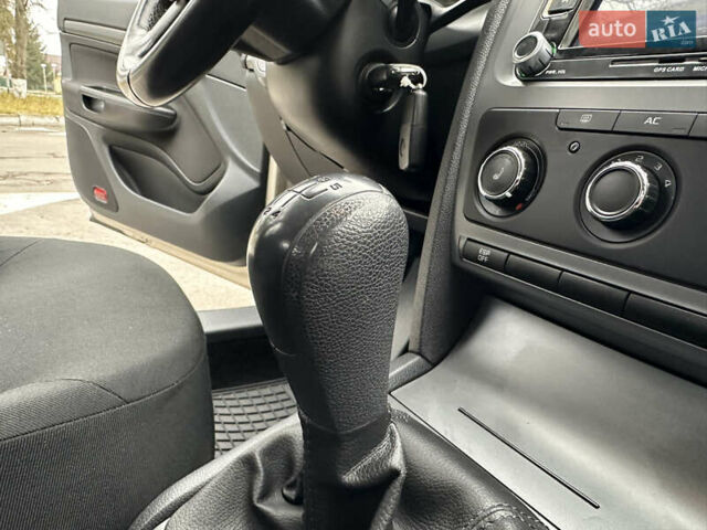 Серый Шкода Октавия, объемом двигателя 1.6 л и пробегом 159 тыс. км за 7499 $, фото 57 на Automoto.ua