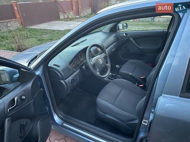 Серый Шкода Октавия, объемом двигателя 1.6 л и пробегом 213 тыс. км за 5600 $, фото 14 на Automoto.ua