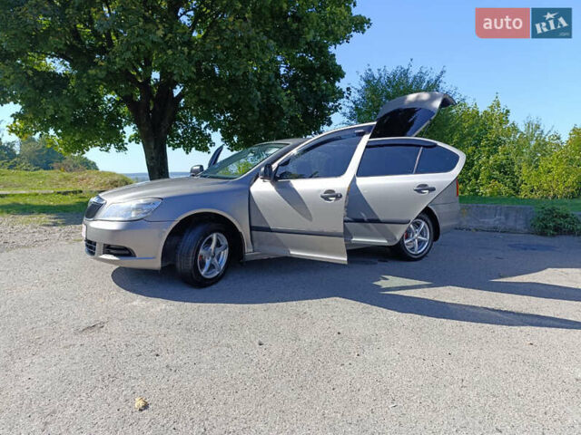 Сірий Шкода Октавія, об'ємом двигуна 1.6 л та пробігом 265 тис. км за 7100 $, фото 55 на Automoto.ua