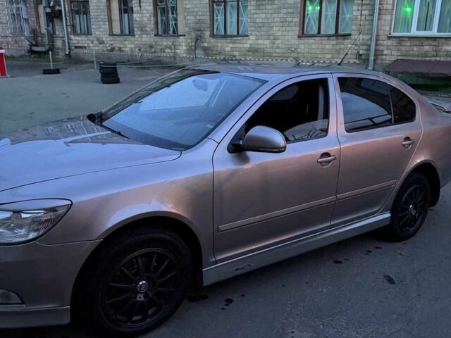 Сірий Шкода Октавія, об'ємом двигуна 1.8 л та пробігом 150 тис. км за 7500 $, фото 7 на Automoto.ua