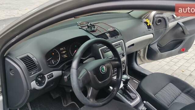 Серый Шкода Октавия, объемом двигателя 1.8 л и пробегом 212 тыс. км за 8700 $, фото 8 на Automoto.ua
