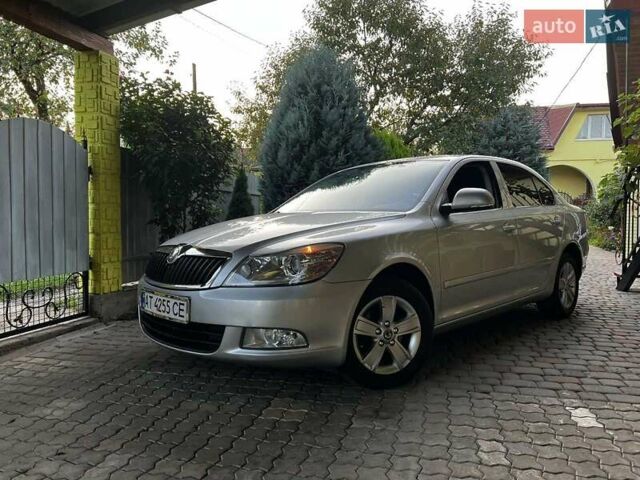 Сірий Шкода Октавія, об'ємом двигуна 1.6 л та пробігом 237 тис. км за 7800 $, фото 3 на Automoto.ua