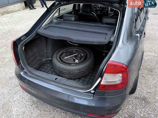 Шкода Октавія 2010 у Смеле на Automoto.ua Сірий Шкода Октавія, об'ємом двигуна 1.8 л та пробігом 238 тис. км за 7800 $, фото 12 на Automoto.ua