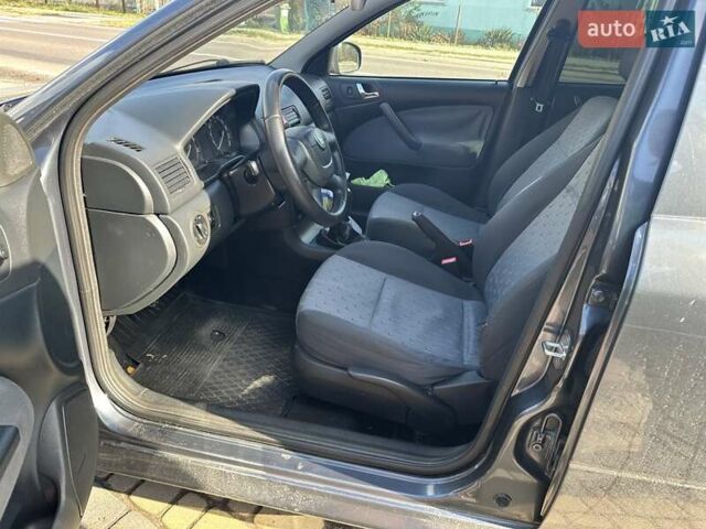 Серый Шкода Октавия, объемом двигателя 1.6 л и пробегом 270 тыс. км за 6100 $, фото 12 на Automoto.ua