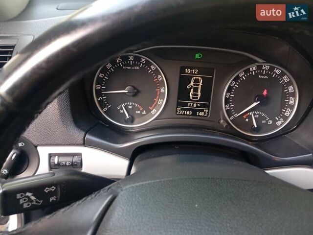 Сірий Шкода Октавія, об'ємом двигуна 1.6 л та пробігом 237 тис. км за 7800 $, фото 75 на Automoto.ua