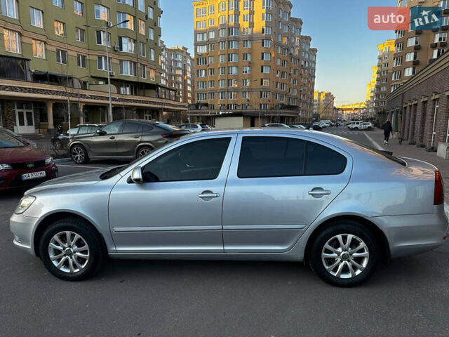 Серый Шкода Октавия, объемом двигателя 1.8 л и пробегом 245 тыс. км за 7000 $, фото 6 на Automoto.ua