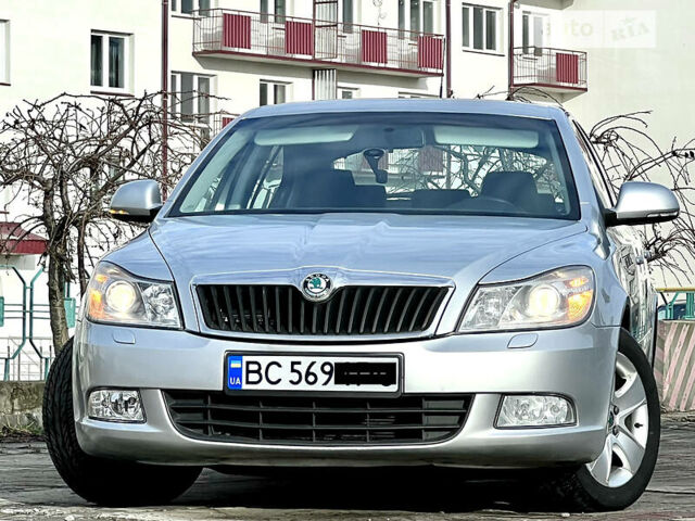 Серый Шкода Октавия, объемом двигателя 2 л и пробегом 226 тыс. км за 8499 $, фото 27 на Automoto.ua