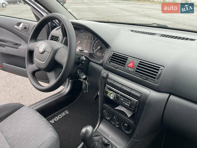 Сірий Шкода Октавія, об'ємом двигуна 1.6 л та пробігом 150 тис. км за 7500 $, фото 61 на Automoto.ua