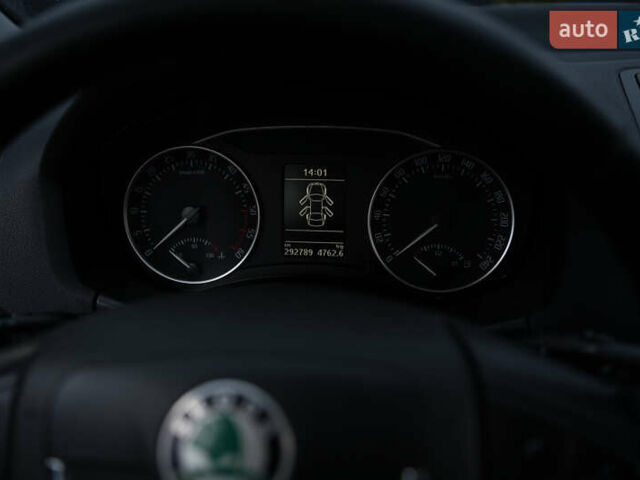 Шкода Октавія 2010 у Дніпро (Дніпропетровську) на Automoto.ua Сірий Шкода Октавія, об'ємом двигуна 1.97 л та пробігом 292 тис. км за 9300 $, фото 15 на Automoto.ua