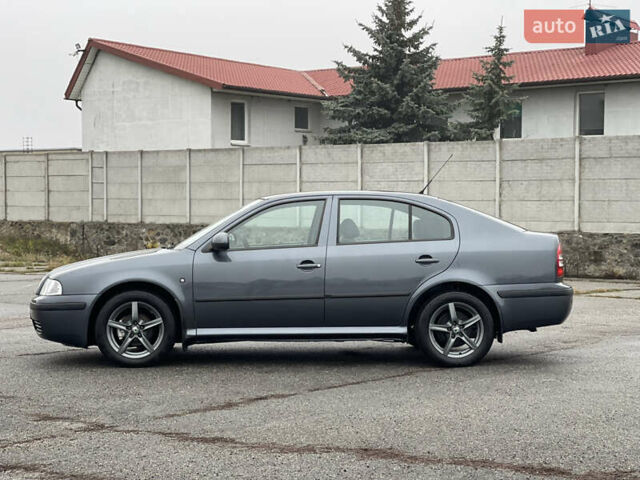 Сірий Шкода Октавія, об'ємом двигуна 1.6 л та пробігом 150 тис. км за 7500 $, фото 10 на Automoto.ua