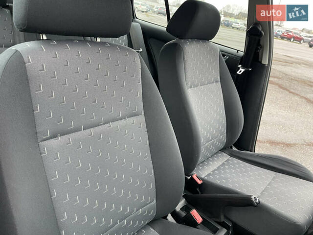 Сірий Шкода Октавія, об'ємом двигуна 1.6 л та пробігом 150 тис. км за 7500 $, фото 58 на Automoto.ua