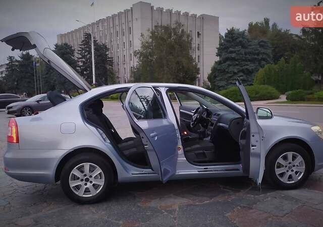 Сірий Шкода Октавія, об'ємом двигуна 1.4 л та пробігом 161 тис. км за 7800 $, фото 171 на Automoto.ua