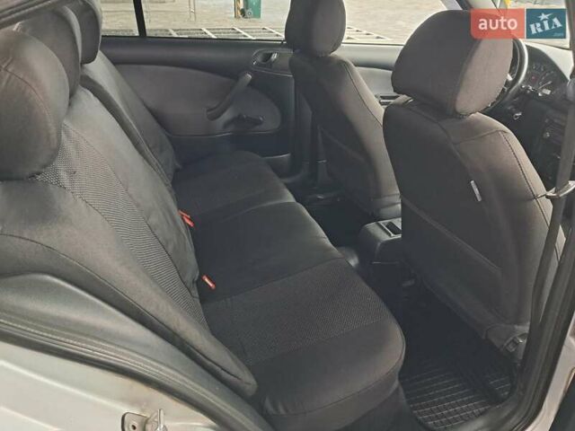 Серый Шкода Октавия, объемом двигателя 1.6 л и пробегом 250 тыс. км за 6100 $, фото 15 на Automoto.ua