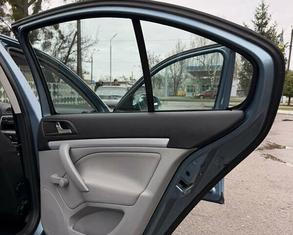 Сірий Шкода Октавія, об'ємом двигуна 1.6 л та пробігом 194 тис. км за 7650 $, фото 37 на Automoto.ua