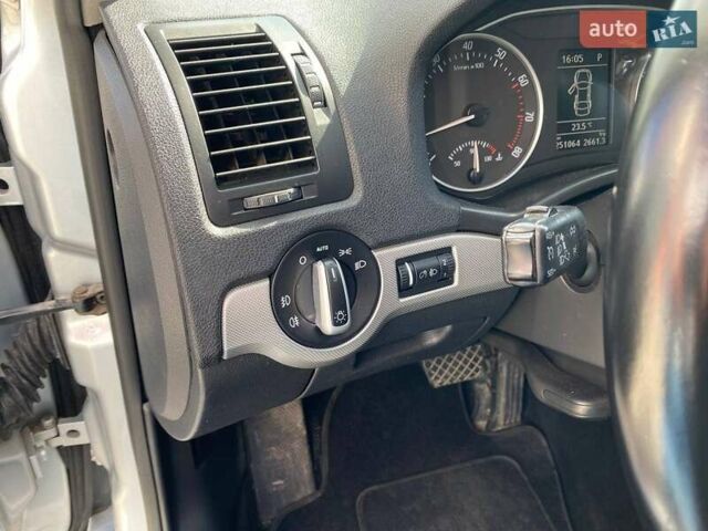 Серый Шкода Октавия, объемом двигателя 1.8 л и пробегом 251 тыс. км за 8000 $, фото 12 на Automoto.ua