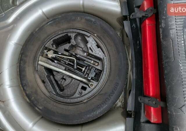 Серый Шкода Октавия, объемом двигателя 1.9 л и пробегом 285 тыс. км за 3850 $, фото 4 на Automoto.ua