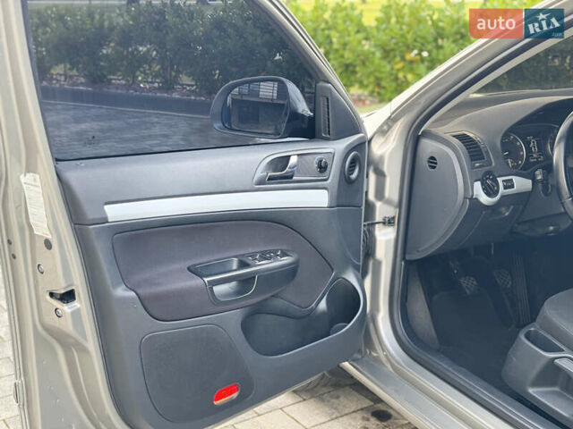 Серый Шкода Октавия, объемом двигателя 1.2 л и пробегом 233 тыс. км за 7600 $, фото 24 на Automoto.ua