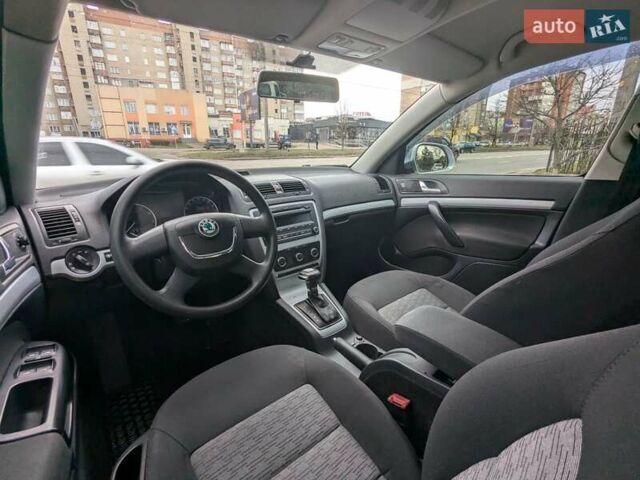 Сірий Шкода Октавія, об'ємом двигуна 1.8 л та пробігом 221 тис. км за 6600 $, фото 10 на Automoto.ua
