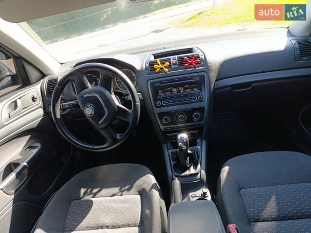 Сірий Шкода Октавія, об'ємом двигуна 1.6 л та пробігом 265 тис. км за 7100 $, фото 13 на Automoto.ua
