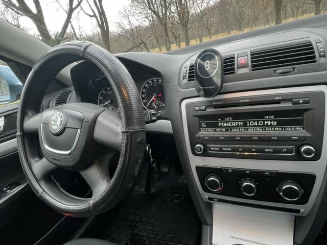 Серый Шкода Октавия, объемом двигателя 1.8 л и пробегом 204 тыс. км за 7500 $, фото 12 на Automoto.ua